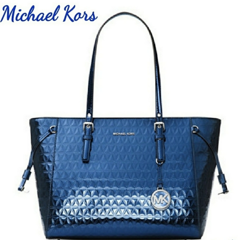 ISO MICHAEL Michael Kors Blue Metallic Voyager